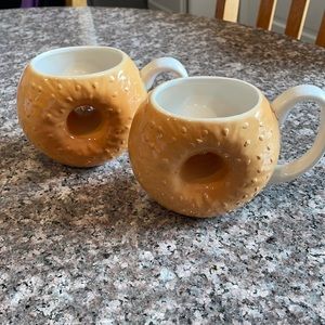 Vintage 1995 Bagel Mug Boston Warehouse (set of 2)